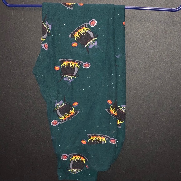 LuLaRoe Other - LulaRoe OS Halloween Leggings LuLaRoe Other - LulaRoe OS Halloween Leggings